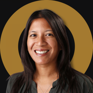 Kristine Alvarez headshot